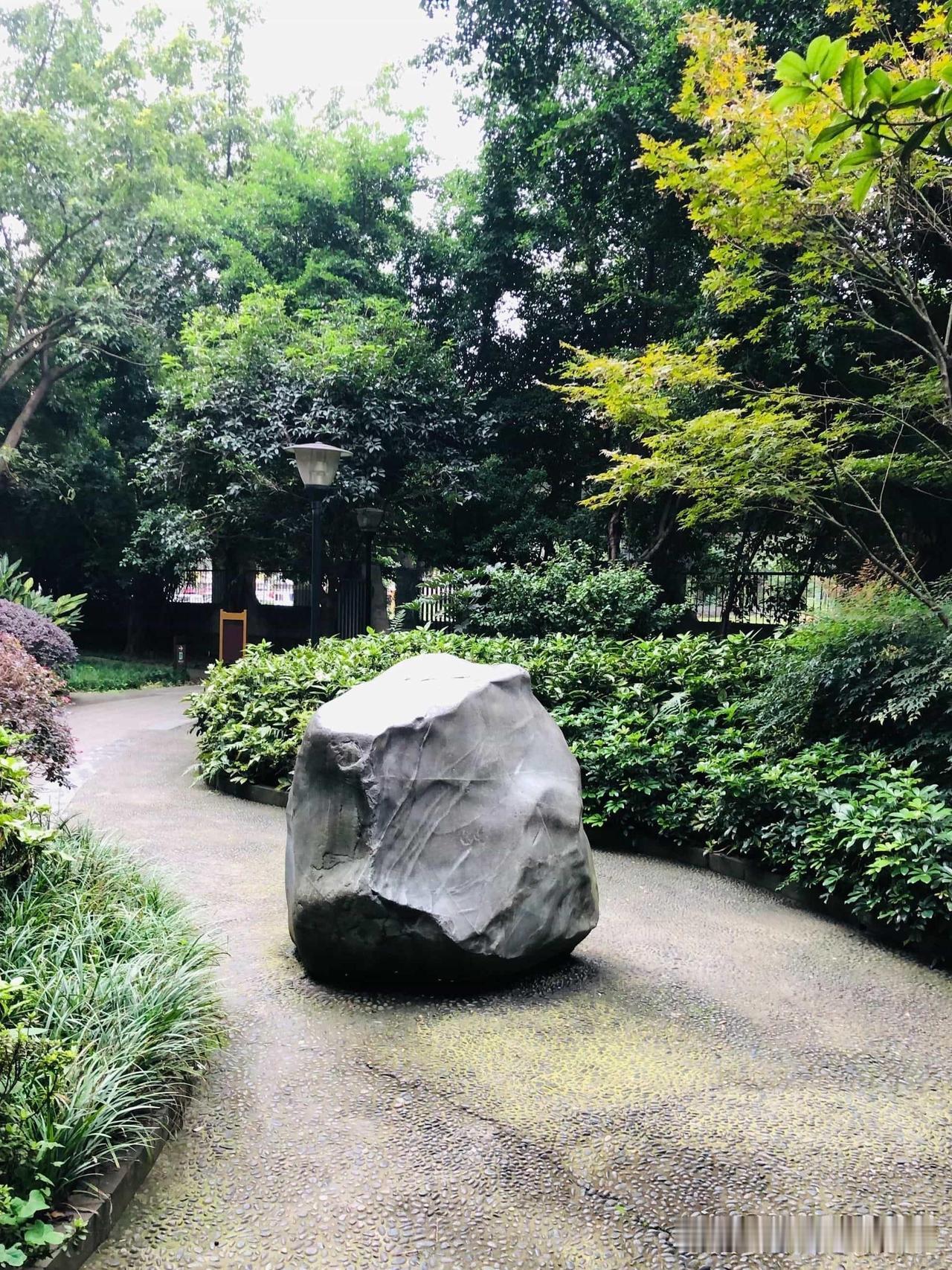🌸春日跑步指南｜双桂公园治愈系路线

在双桂公园(双成二路)发现了一条超适合跑