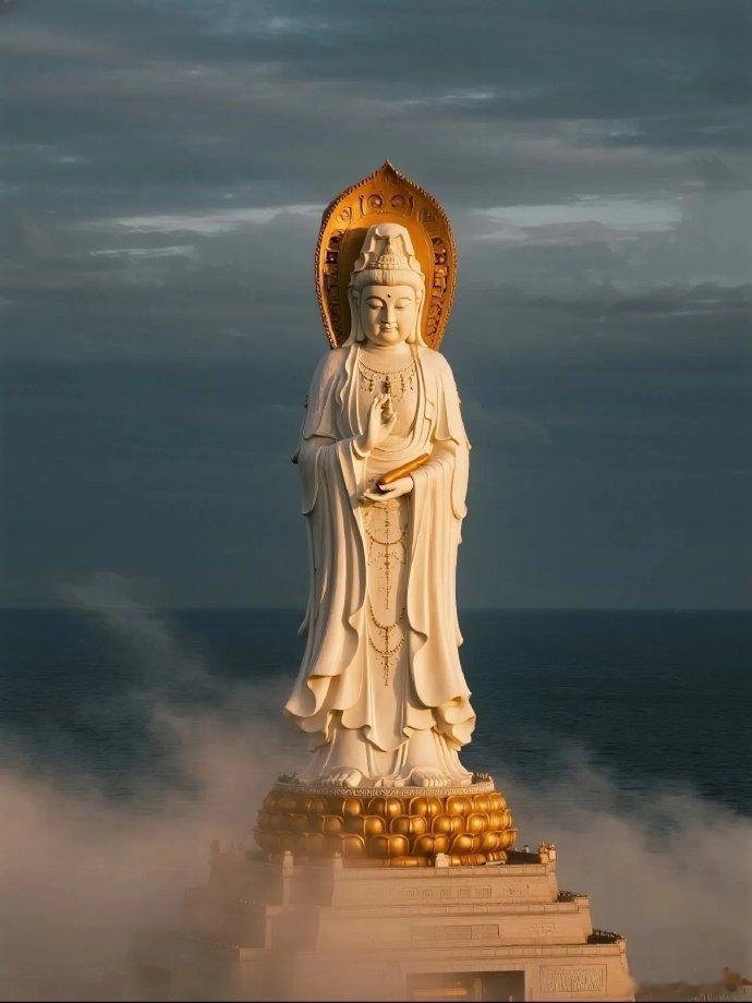 看到一段很喜欢的话：“你可有过溺水，人却没事？出过严重的车祸，车都报废了，人却安