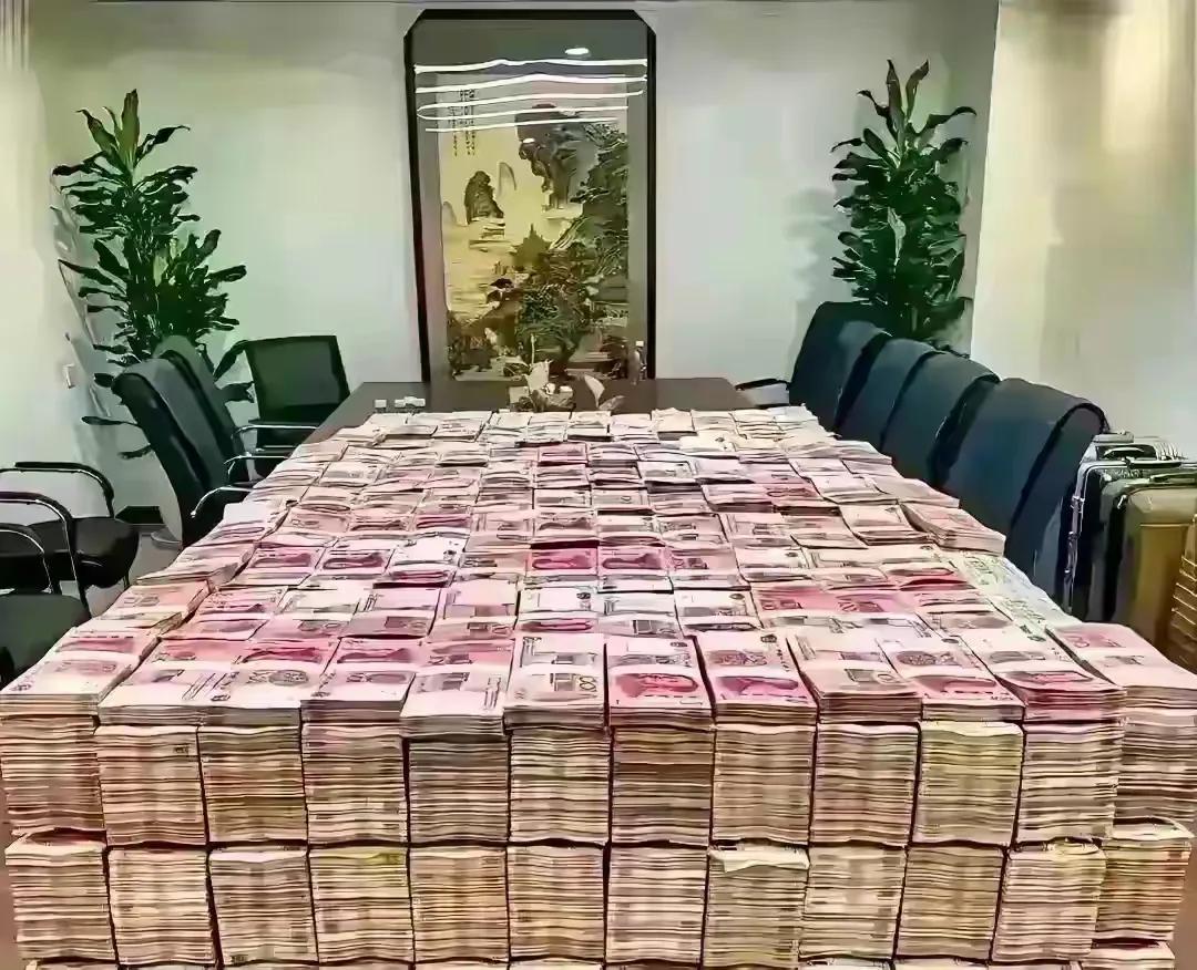 寒武纪这样的公司你让他进上证50?
进了上证50是什么概念?意味着有一大堆的ET