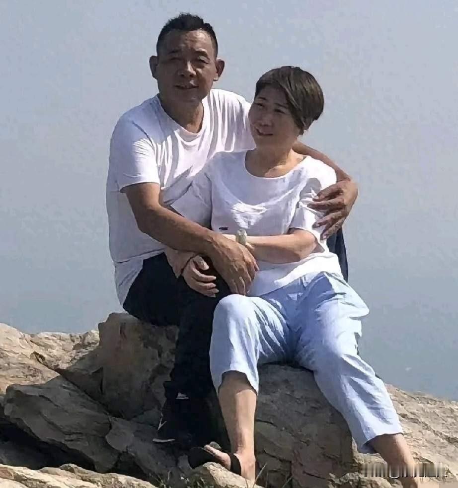 于东来这个名字，如今是“良心企业家”的代名词。但很多人不知道，胖东来这座商业大厦