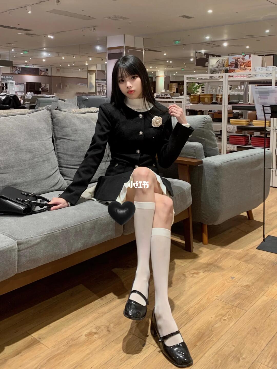 今天是黑白系大小姐～