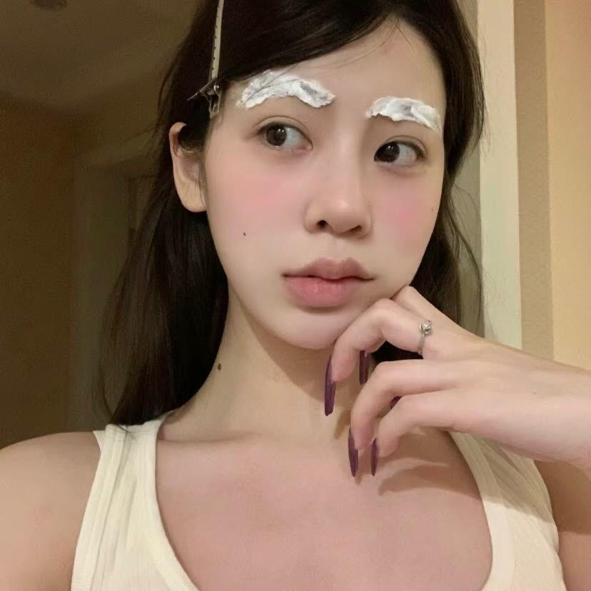 WeChat ｜氛围感女生头像 