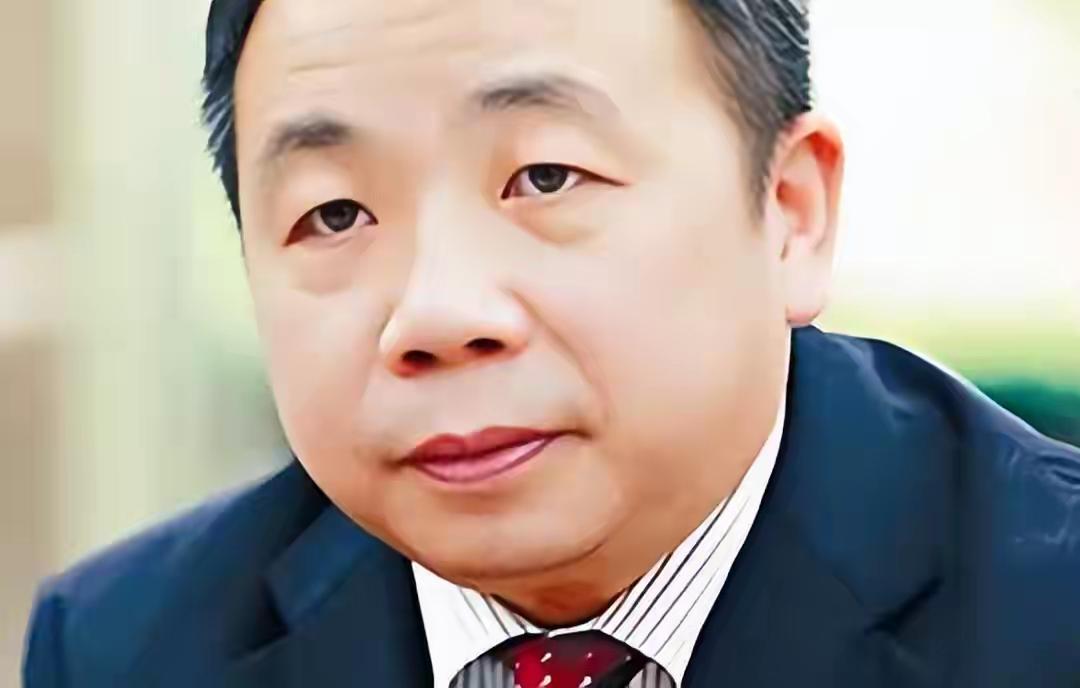 日本参议员石平2月26日公开表示，邻居大国每年都在向全世界大量出口杀伤性武器，而