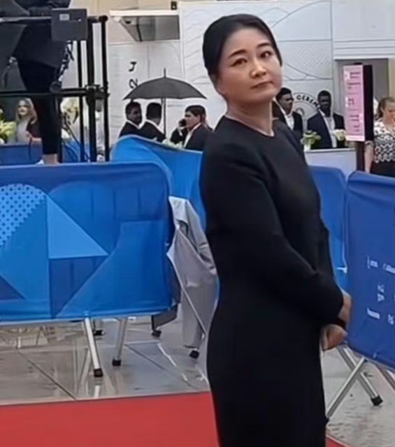 贾玲现在是反弹了吗？ ​​​