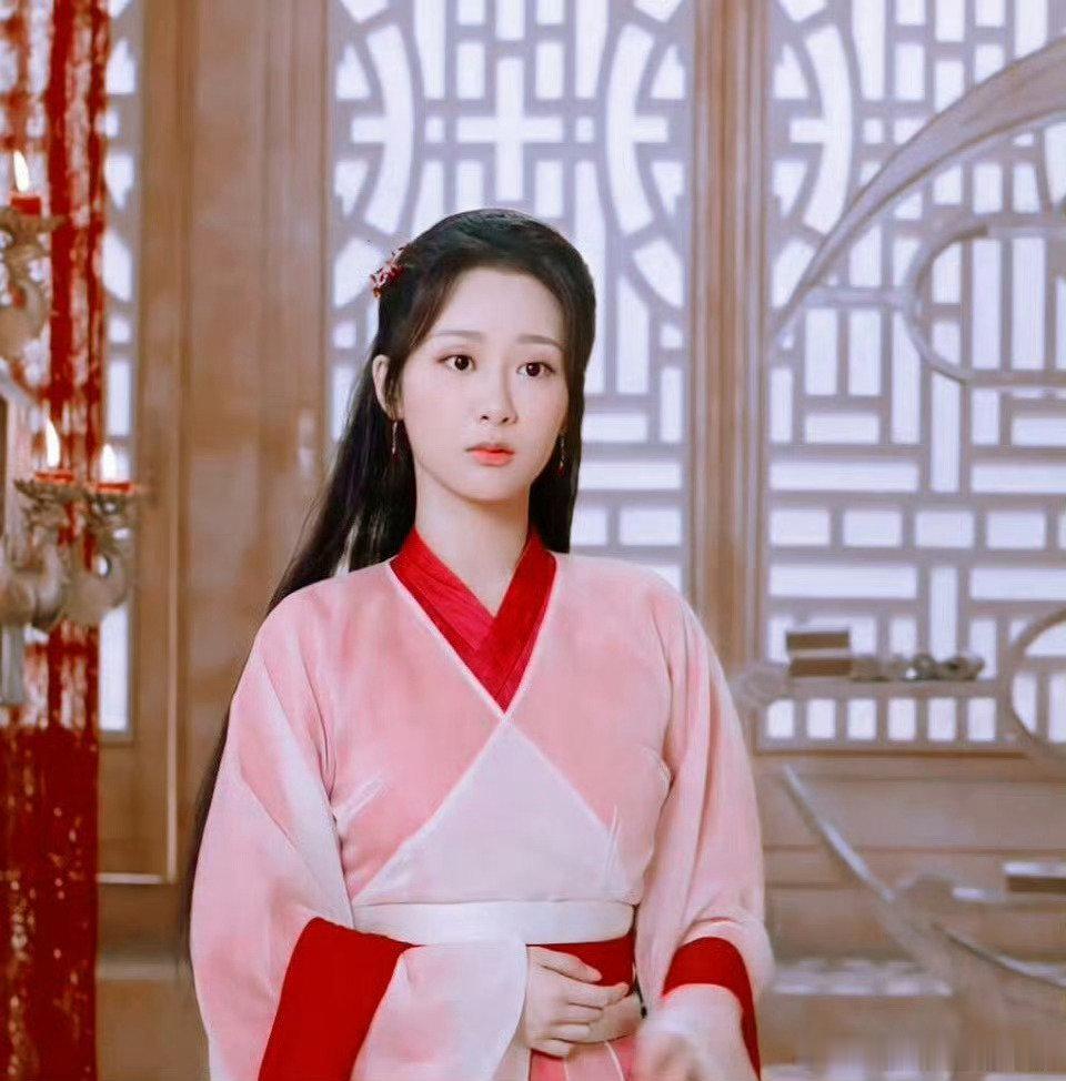 香蜜沉沉烬如霜开播7周年杨紫锦觅七周年杨紫主演的《香蜜沉沉烬如霜》锦觅开播7周年