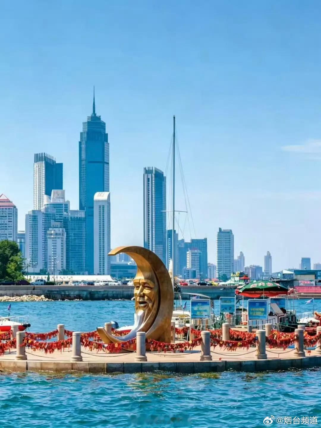 烟台慢节奏旅行有多松弛 入秋后的烟台，没有了夏日的酷暑与喧嚣，整个城市都安静了许