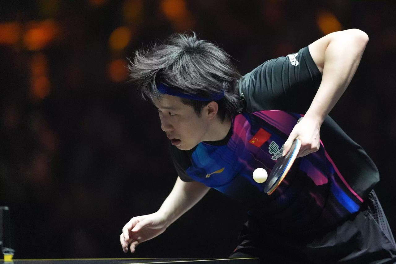 破釜沉舟终属楚：王楚钦上演惊天逆转，世界杯首次夺冠，捍卫国乒荣誉！

　　澳门世