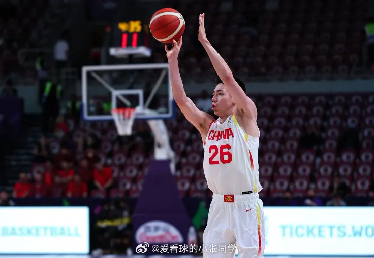 郭士强最信任锋线！朱俊龙19+5三分3数据全队最高 两场时间均最多北京时间3月1