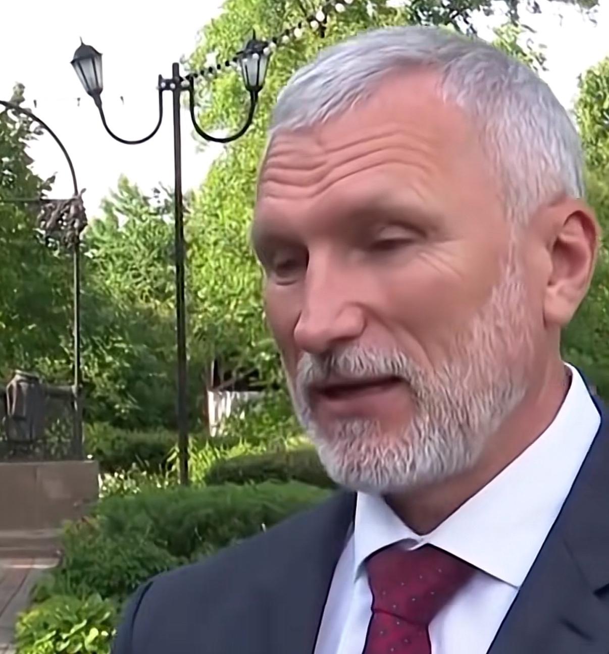 一句“用鱼雷说话”，不是冲动，是放风。

俄罗斯这次确实把话说到台面上了。杜马国