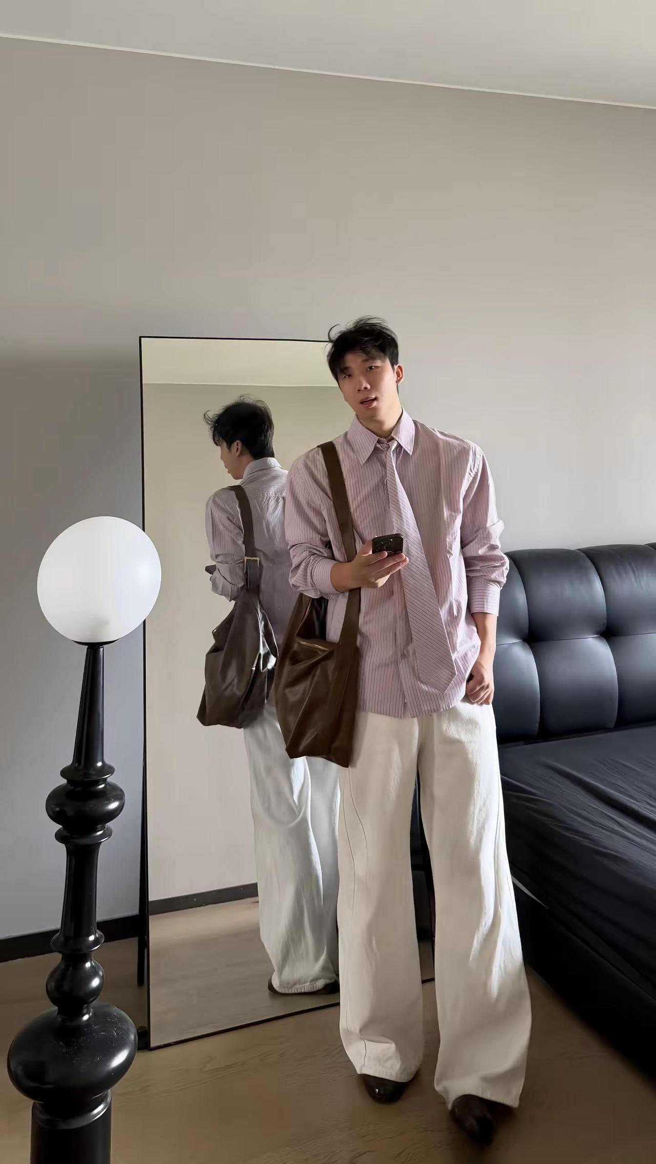 想好今年衬衫怎么穿了吗。穿搭 衬衫的松弛感