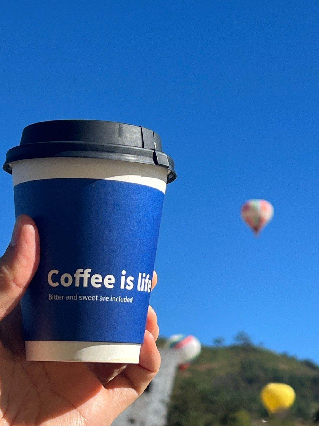 来到这，咖啡还是要喝点隔空干啡  ​​​