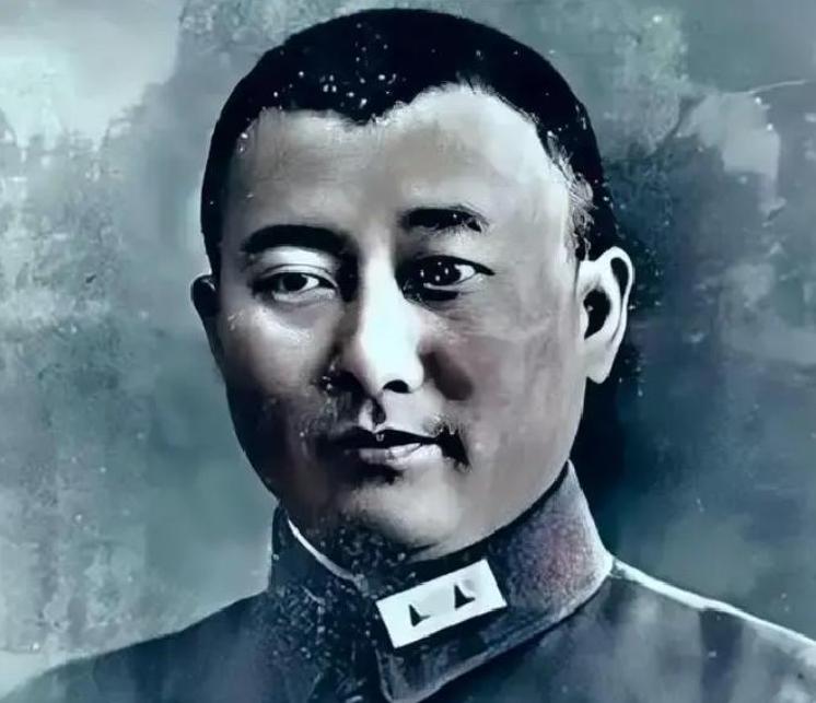 1948年3月瓦子街硝烟刚散，彭德怀走到敌军刘戡遗体旁，低头看了一眼，撂下一句：