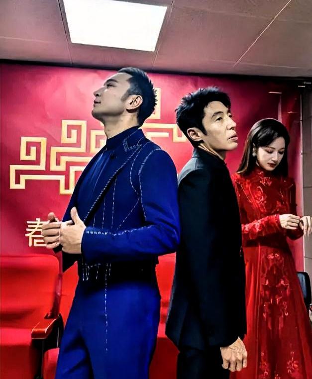 撒贝宁拿了五一奖章，央视就他一个。全网没争议。

尼格买提第一个跳出来恭喜，撒贝