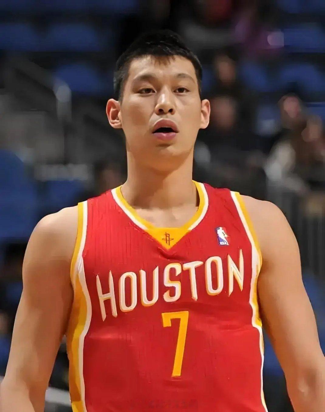 林书豪签过11份合同，具体金额如下：林书豪，11份合同，妥妥的NBA漂流记。勇士