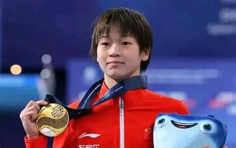 全红蝉被网暴根本就不是“饭圈”问题，真相其实是“螃蟹效应”
2026年3月底全红