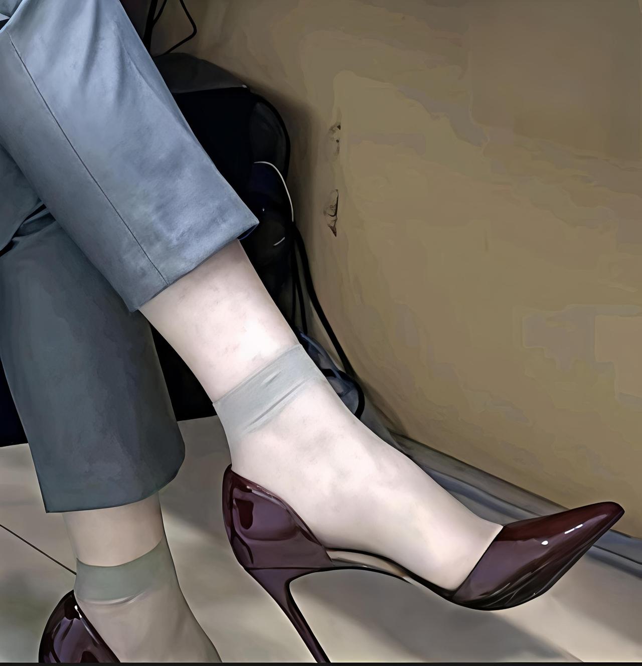时尚美女分享高跟鞋穿搭