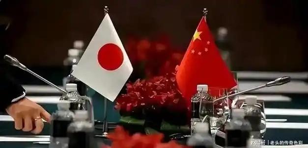 中日走到今天这个地步，很多人感觉越来越不对劲：我们总觉得日本应该怕，但现实中，东