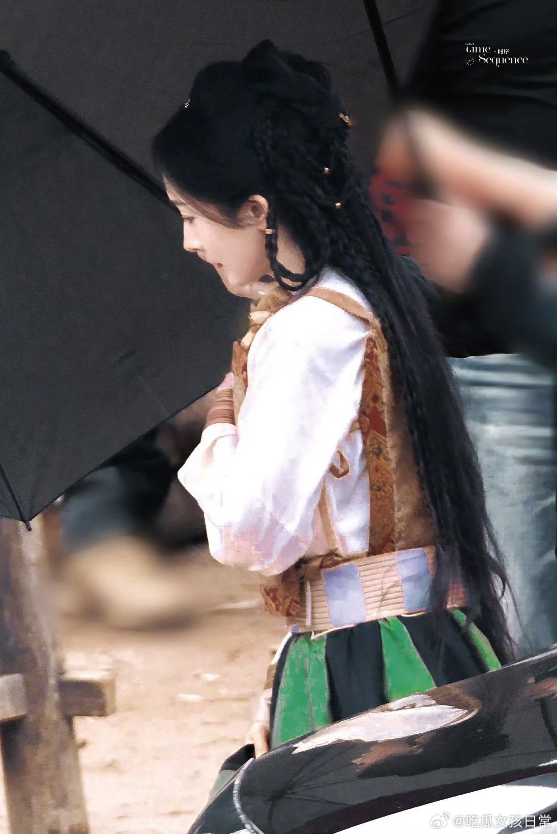 杨幂《江山大同》路透来了，应该是少女时期，造型很可以🉑江山大同杨幂路透