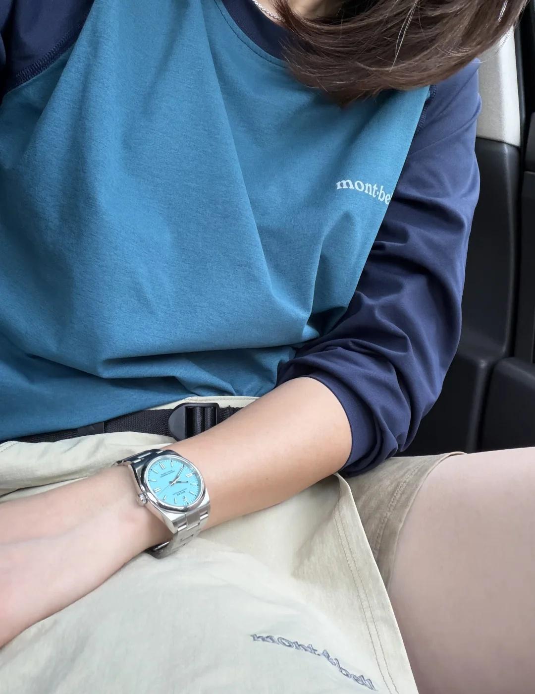 Montbell 行走的多巴胺 有人喜欢蓝 今天我穿这双鞋