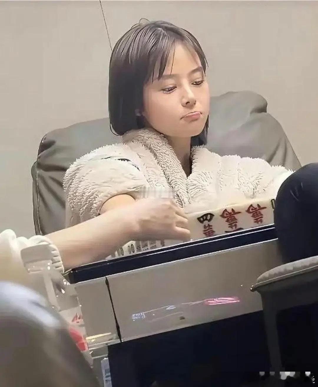 和她打麻将需要注意什么？ 