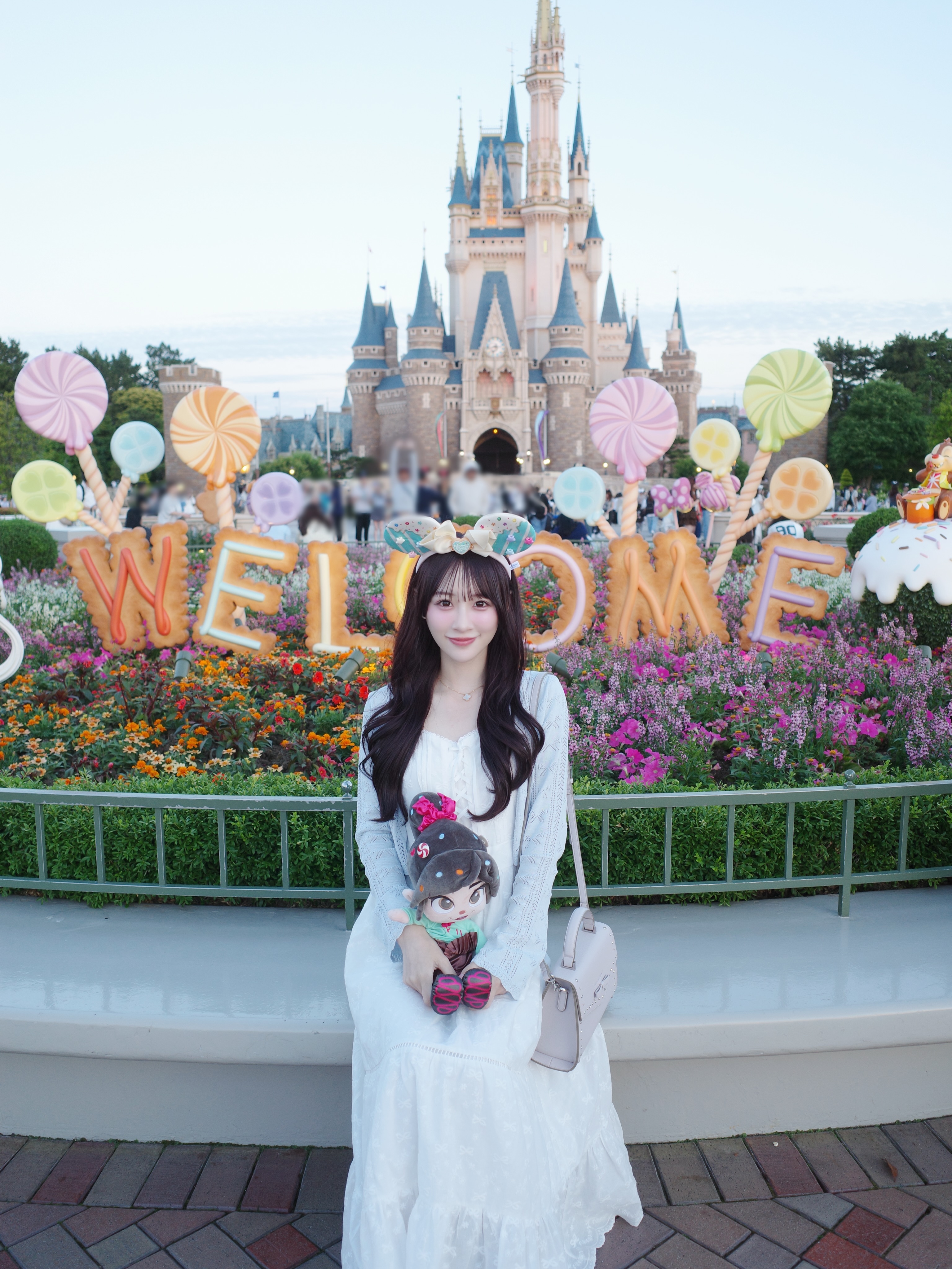 🎀音嶋莉沙 260629 INS更新云妮洛普的泡泡糖乐园 🍭🩵终于去成了！