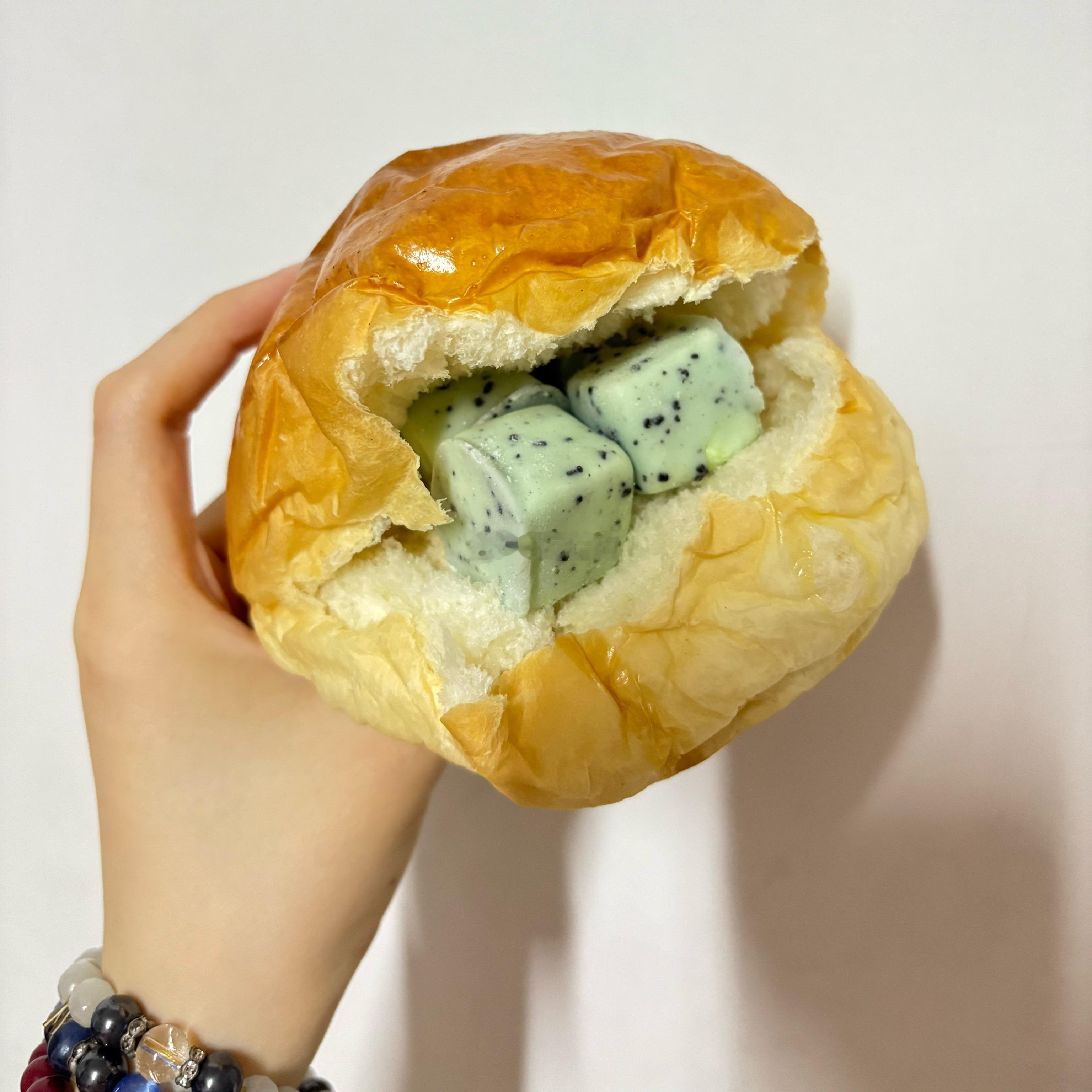 我晚上不吃饭不是为了吃这个啊虽然给我吃美了但吃完就后悔我的减肥大计又双叒叕中道崩