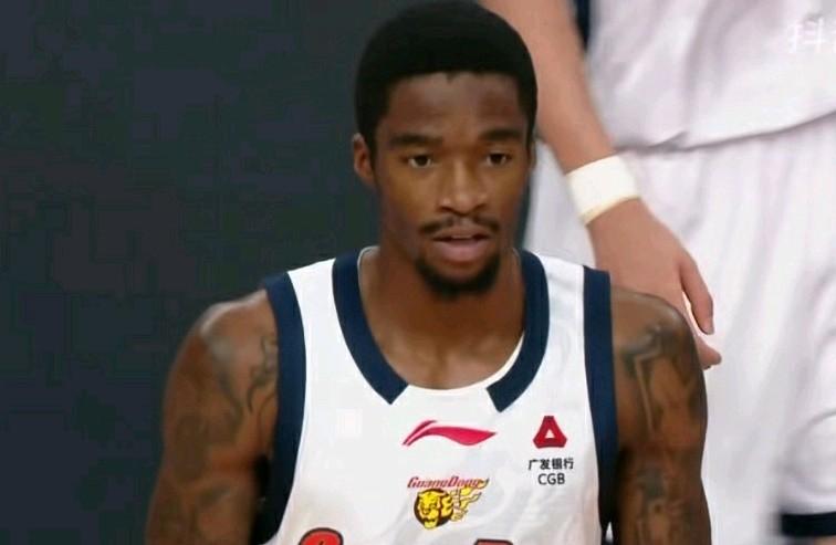 万万没想到：8连胜的广东东阳光，居然被北京北汽半场打爆28分……

先看看广东东