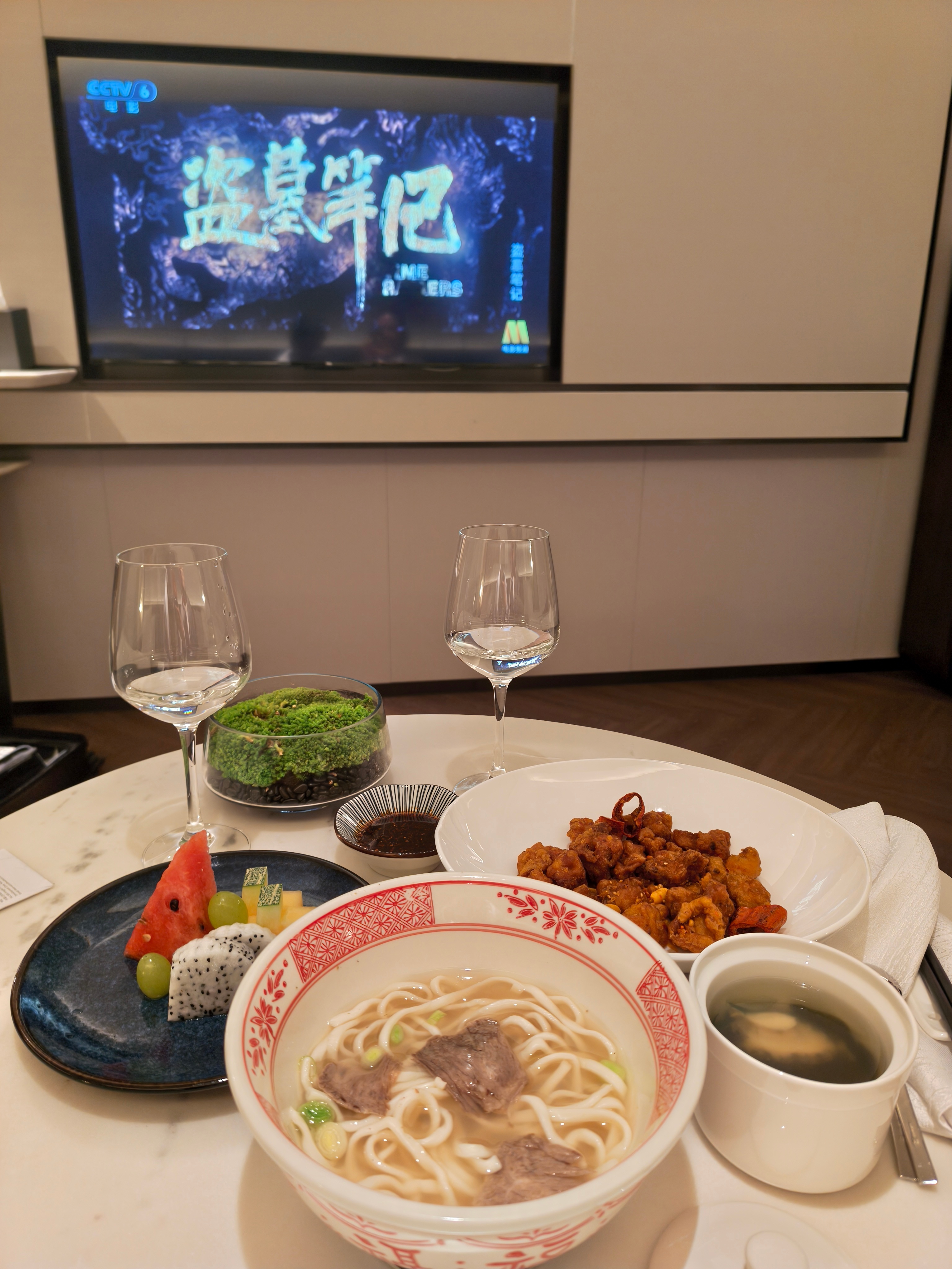 在酒店吃个夜宵，139一份套餐饱饱入睡～ 威海·威海滨海皇冠假日酒店