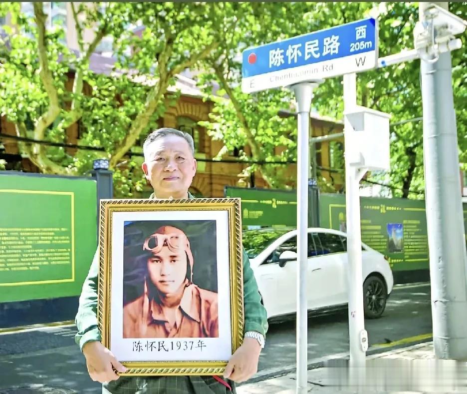 他们都是伟大的抗日英雄
值得被历史和人民所铭记，推荐齐邦媛先生的这本《巨流河》