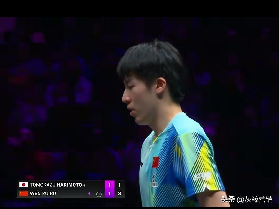 国乒打张本智和的秘密武器温瑞博，
一出场就把张本智和打哑火了。
看来国乒还是留有