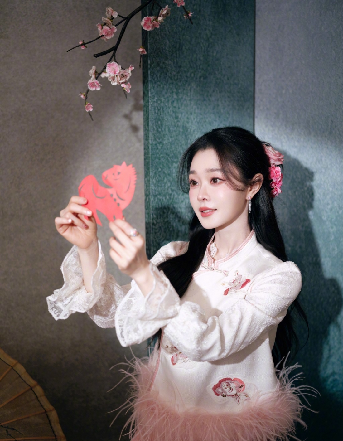 2025尾巴的绝美漂亮照，期待宋轶今晚的跨年