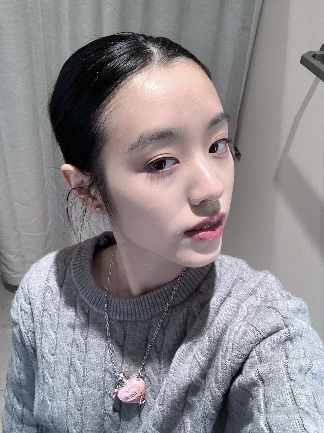 淡颜淡妆（毛衣配jk版