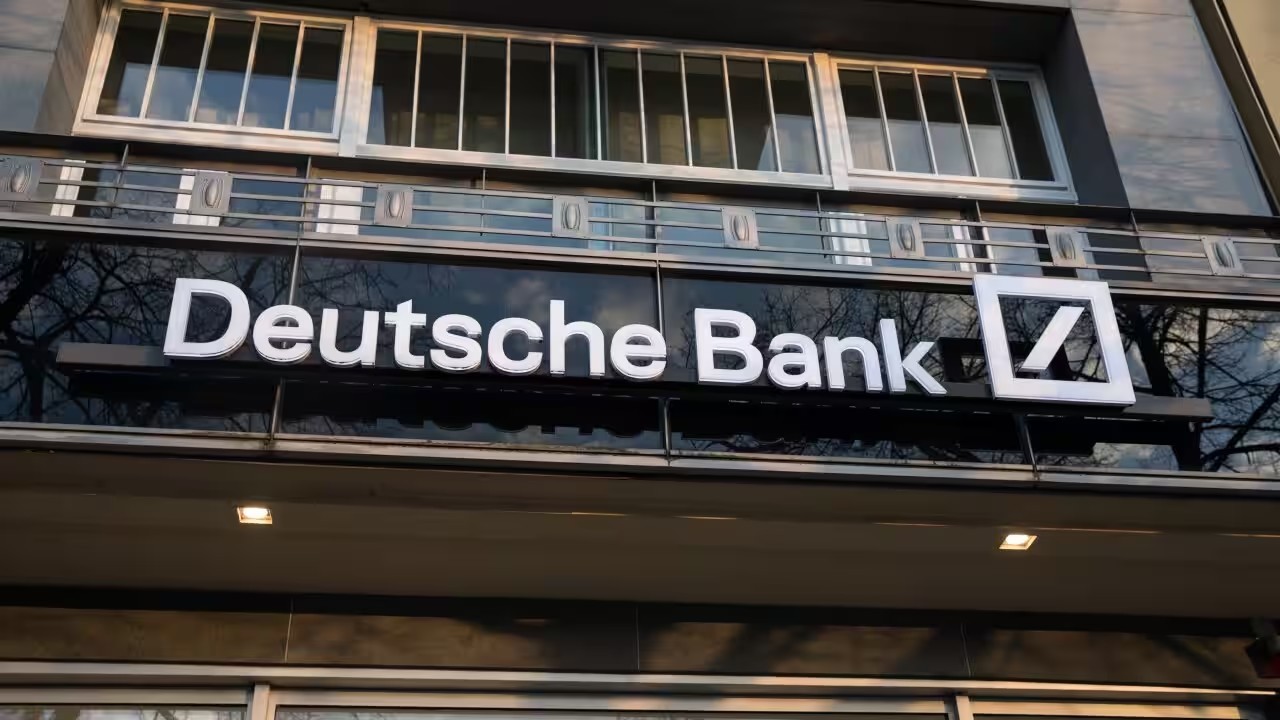 【股票不翼而飞？德意志银行通知客户坏账风险】在瓦格纳事件震惊世界后不久，德意志银