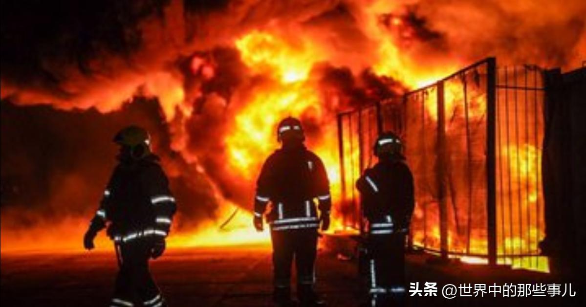 俄罗斯对乌克兰军方使用的能源设施发动大规模袭击！并摧毁了一架乌克兰空军的米-8直