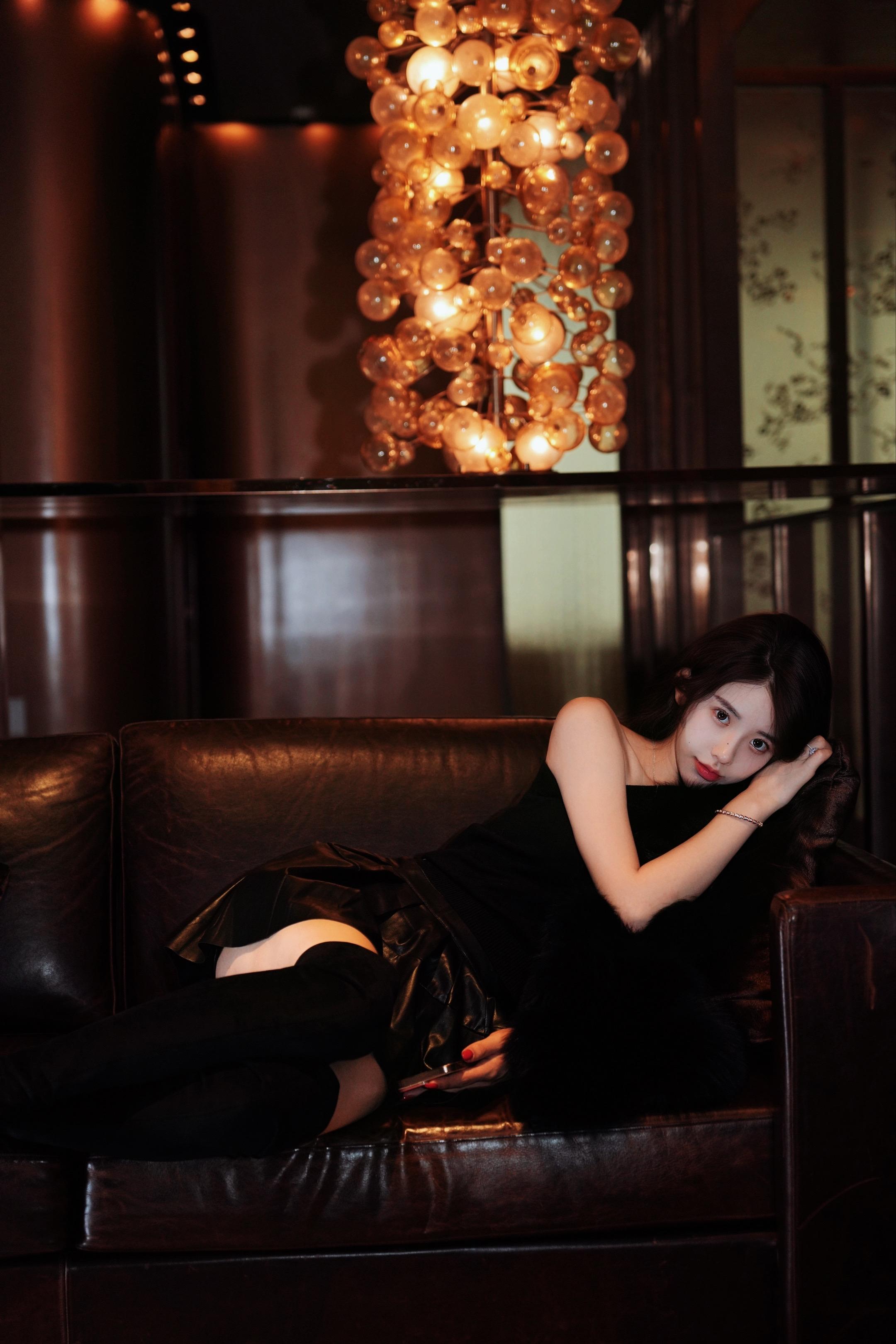 在这情天恨海里 哪里是我们的天上人间