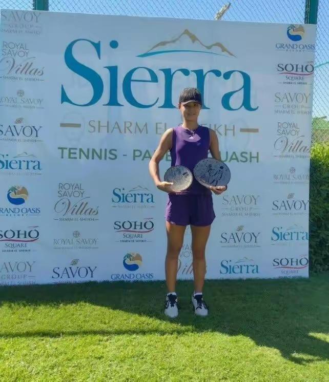 为15岁中国少女孙心然点赞了！

    在美国举行橘子碗网球女子U18比赛中，