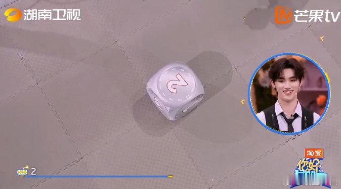 热巴的努力值拉满，带队赢比赛、掷骰子超认真，结果陈星旭一个“除2”暴击，高分变2