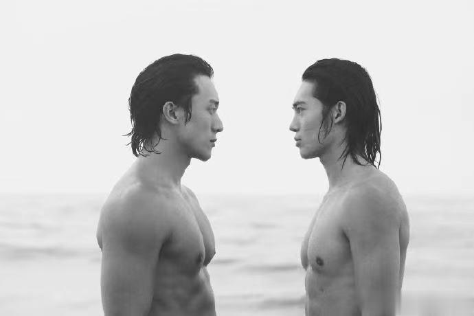 #于适侯雯元海边花絮照# 姬发彪子海边花絮照快来一起看看吧，想必你们也会被这样的