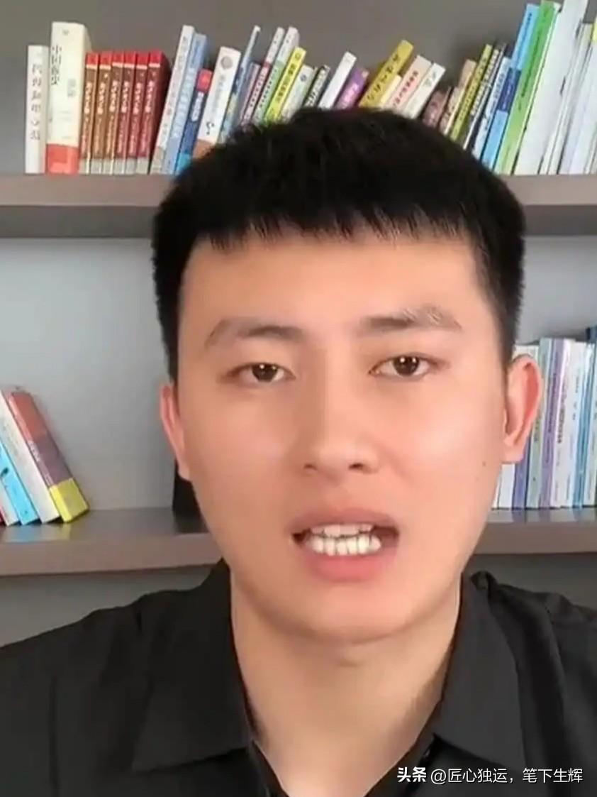 武亮是一位超前意识极强、敢想敢干的人。他没有任何背景，只凭着一股敢闯敢拼的劲头一