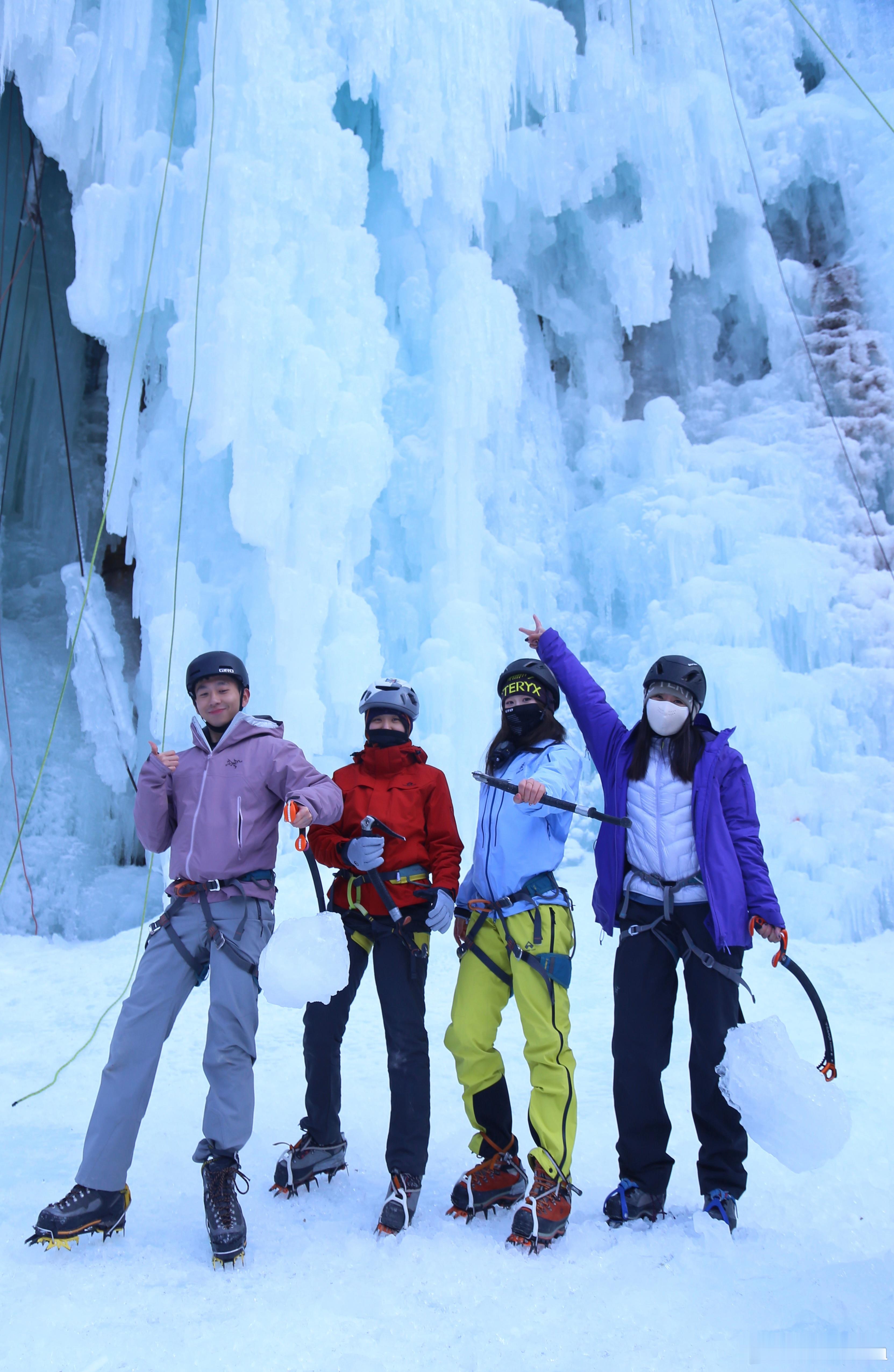自信的本质是在克服逆境的过程中爱上自己 