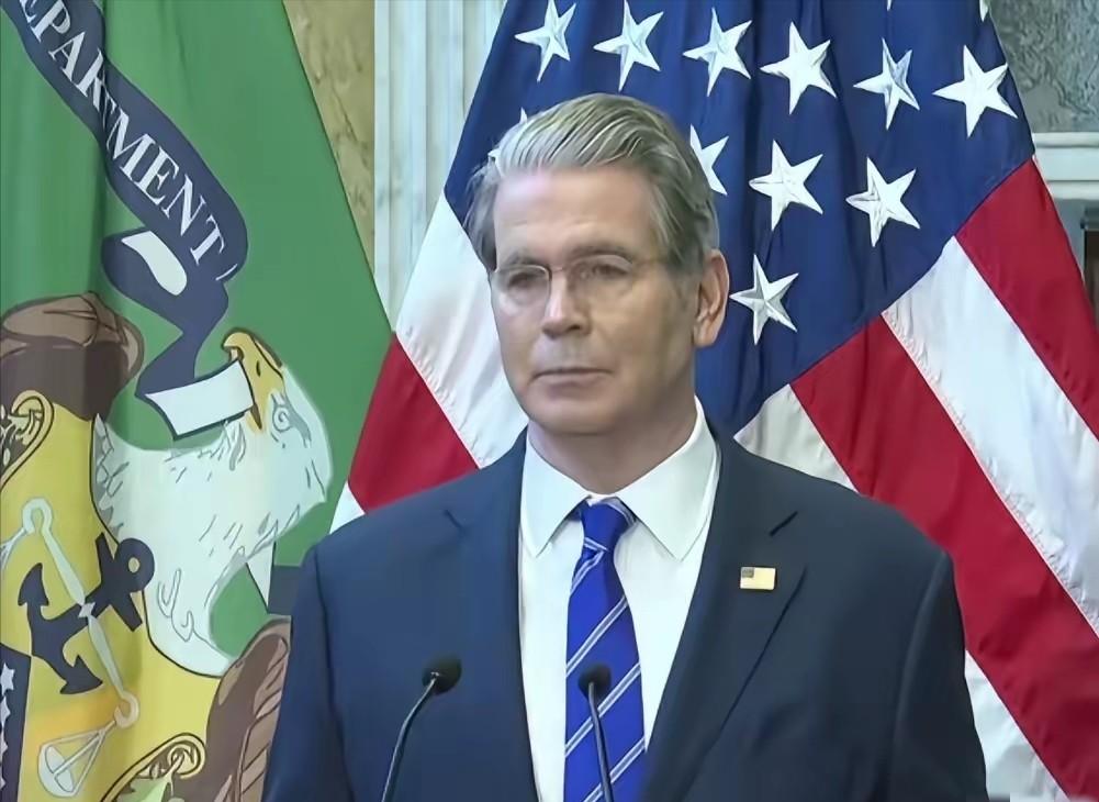 老美这次是真的急眼了，手段可以说是下作到了极点。

英国《金融时报》爆了个大雷，