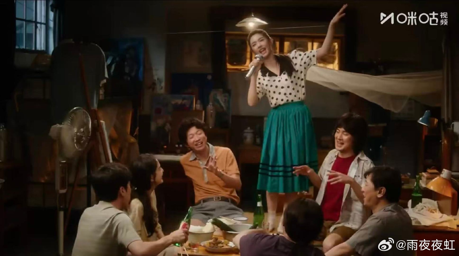 重要通知：请把手机/平板都给咪咕！冬去春来今天就开播了！90年代的北京，简陋的旅