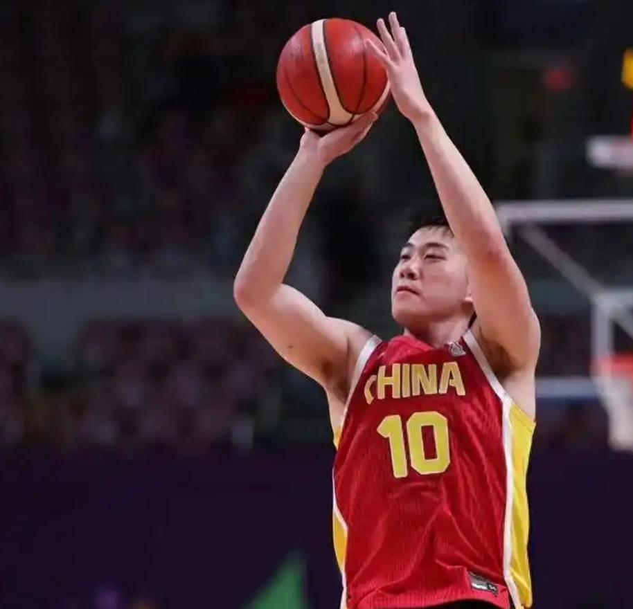 中国篮球近年来持续下滑的核心症结究竟在哪里？
 
不知道从什么时候开始，咱们打篮