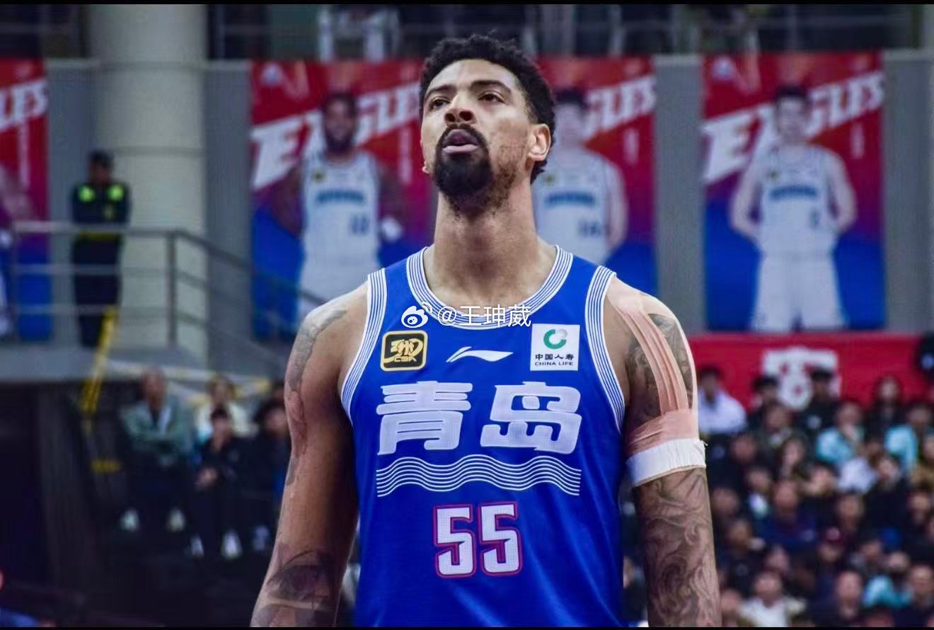 青岛队今天米奇单场送出7次抢断，基本锁定了本轮的抢断王，在青岛队历史上，不乏这样