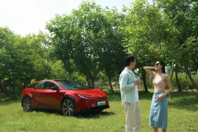 现在的人买车越来越理性！
1.   39%的家庭——买10万元以下的车
2.  