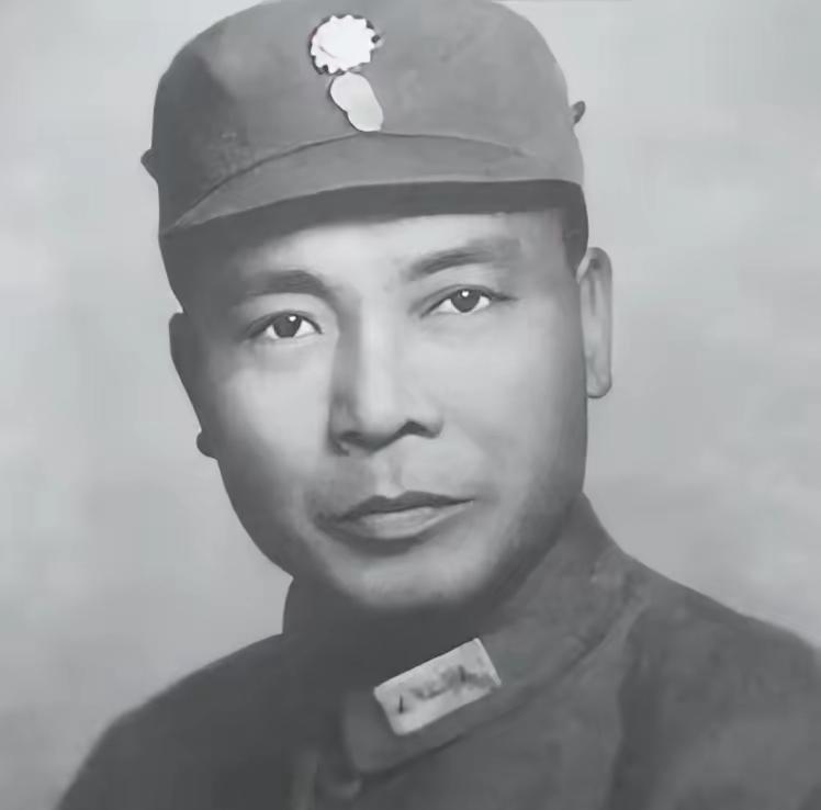 1949年汤恩伯撤离大陆时丢下原配马阿谦，无依无靠的她只能求助新政府，开口提出的