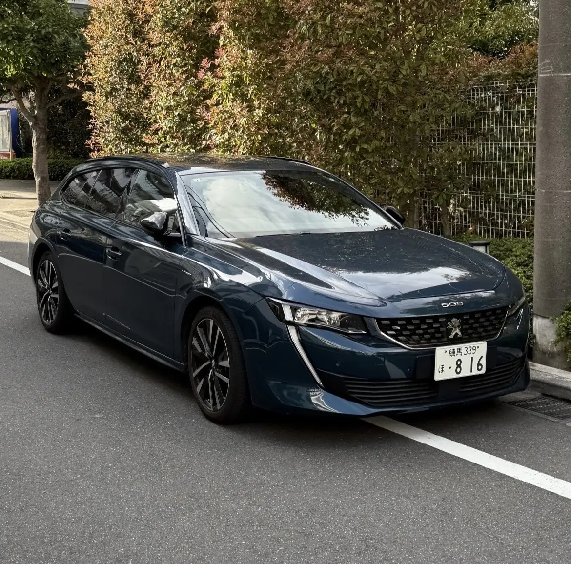 这才是真正的汽车！🚗。造车这一块，法国最有发言权！瓦罐车