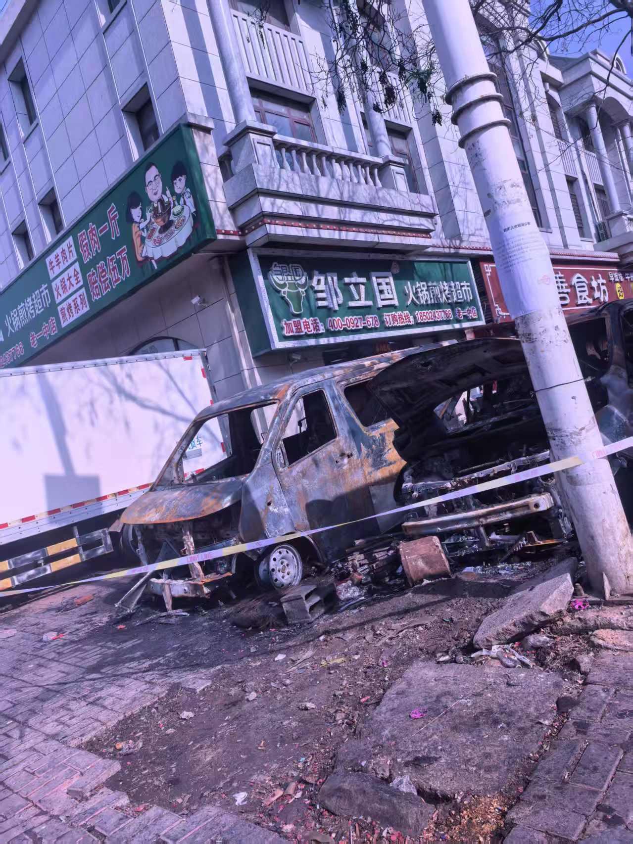 瓦房店某地燃烧车辆，遗体公布