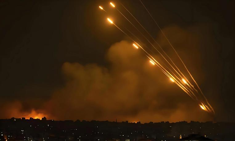 把话说清楚：美国打不垮伊朗，伊朗也耗不走美国，这场仗最后只有一个结局——特朗普找