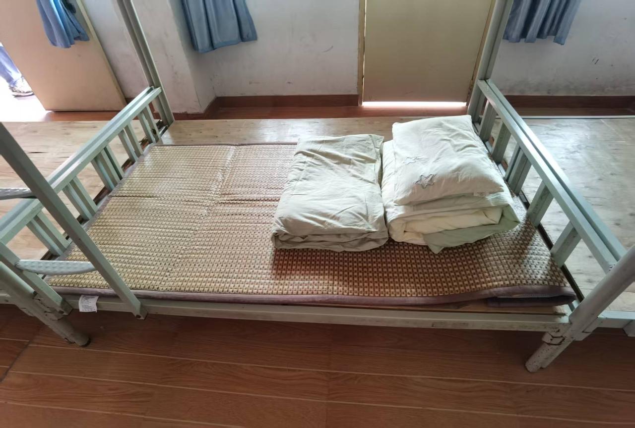说实话，我准备好了，小孩可能还没准备好！[灵光一闪]

暑假最后一天，小孩尿性不